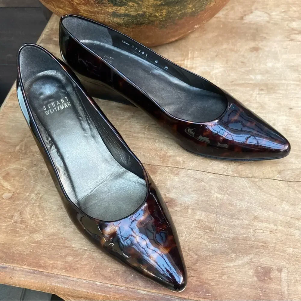 Stuart Weitzman wedges size 6 low heal tortoise‎ patent leather